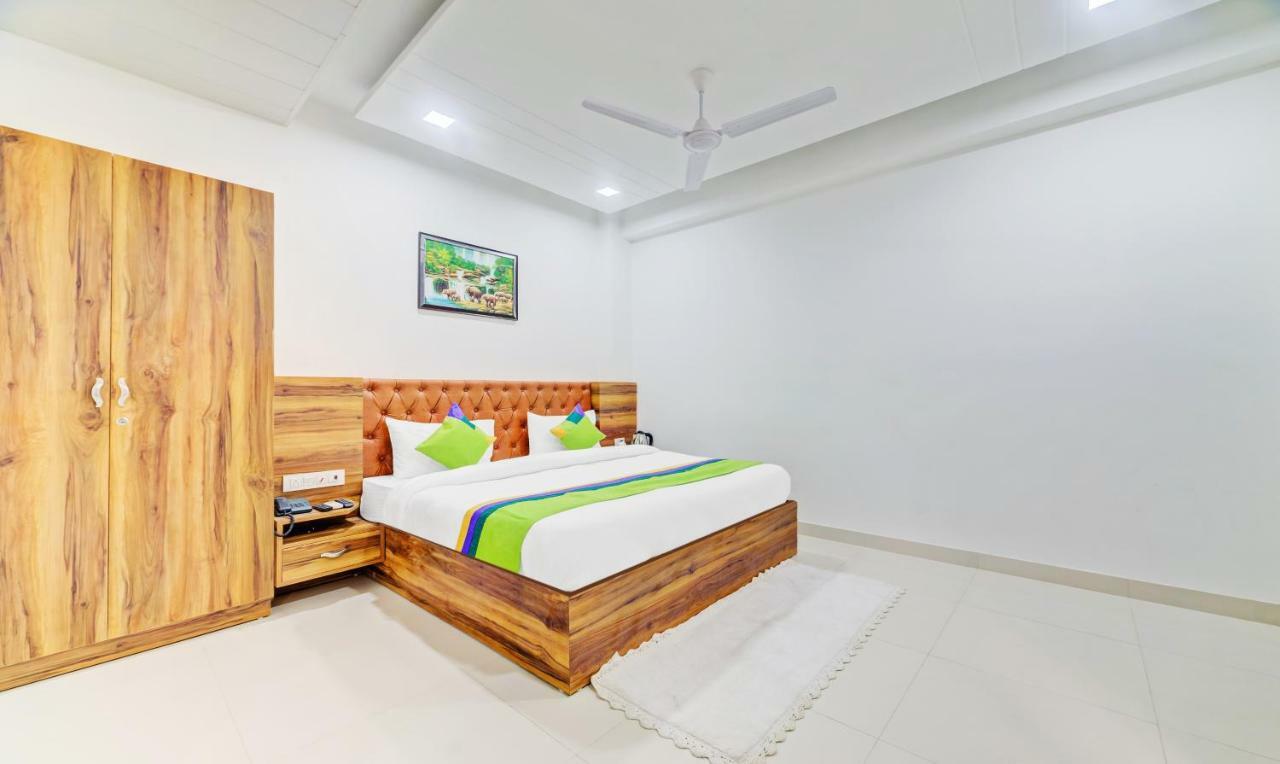 Hotel Nysha Palace Near Igi Airport New Delhi Extérieur photo